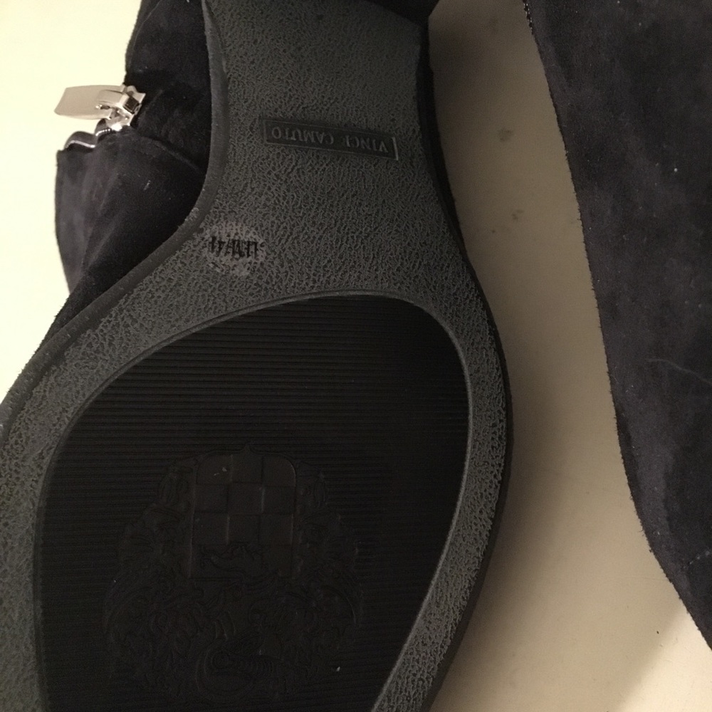 **SOLD**Brand new Vince Camuto leather boots - Picture 5 of 5